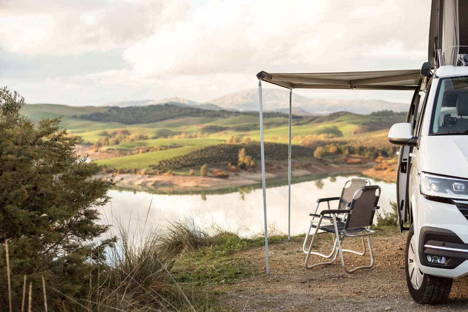 Guide to Choosing the Perfect Car Tent